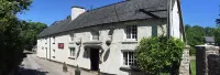 Fox and Hounds Llancarfan Hotel a 