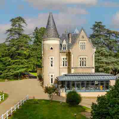 Chateau des Reynats Hotel Exterior