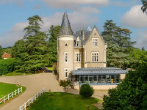 Château des Reynats Hotels in Dordogne