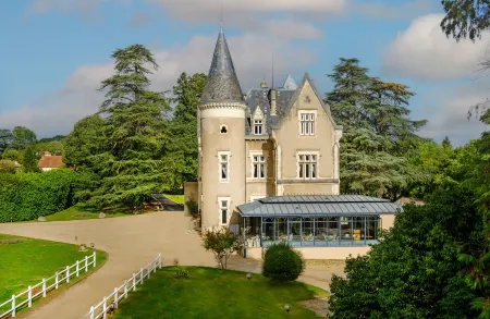 Château des Reynats Отели в г. Марсак-Сюр-Л'Иль