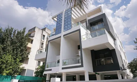 Treebo Lotus Baner Отели рядом с достопримечательностью «Centre for Network Computing»