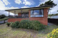 Stones Throw Hotels in Sorell