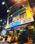 Golden Sail Hotel Old City - parking