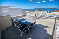 桑阿德里亞公寓