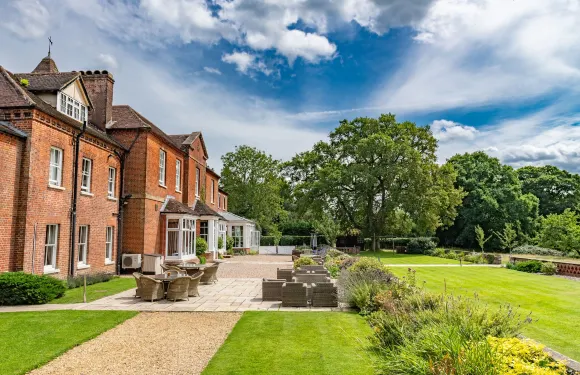 巴特利旅舍酒店