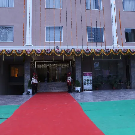 The Royal Class Hotel