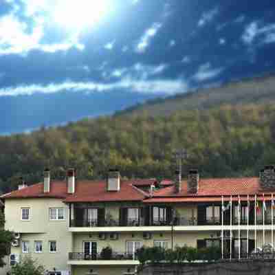 Mythos Hotel Exterior