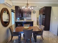 Soleil House with a View Hotels in Priory