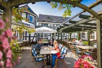 Landhotel Repetal Hotels in Attendorn