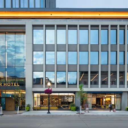 Jasper Hotel