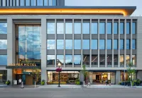 Jasper Hotel Hotels in Moorhead