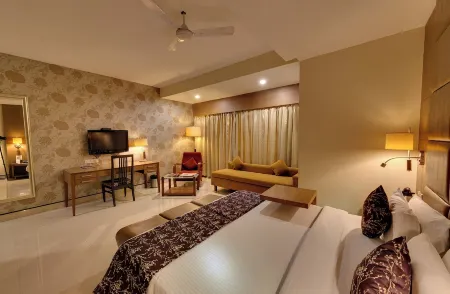 The Fern Residency Woodland, Pune Отели рядом с достопримечательностью «Centre for Network Computing»