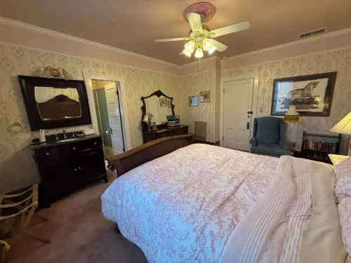 Roseberry House Bed & Breakfast Hotels in Susanville