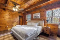 Dudley II by AvantStay Game Room Enclosed Deck w Hot Tub Views Cozy Hotel in zona RainForest Adventures Zoo