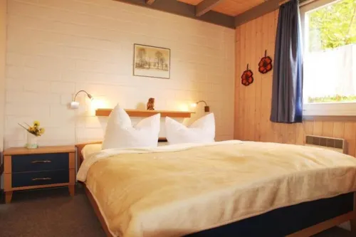 Skandinavisches Ferienhaus in Mirow - Pools