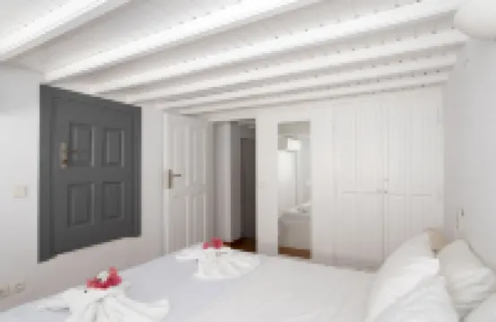 Alessios Houses Mykonos Town Hoteles cerca de Lena's House