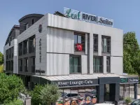 Leaf River Suites Hotels near Lower Duden Waterfalls