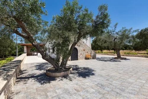 1963 Villa Ajeni by Perle di Puglia