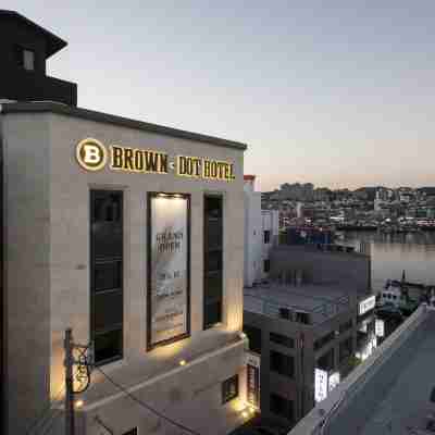 브라운도트호텔 통영항남점 Hotel Exterior