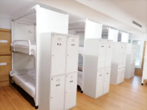 Albergue Valin Lama Hotels in A Ulloa
