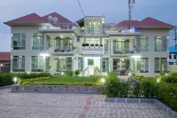 The City Block Apartment Hotels near Unity Monument