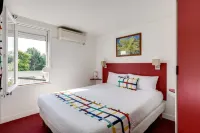 波爾多艾辛巴拉丁斯尼希爾飯店 布朗克福住宿飯店