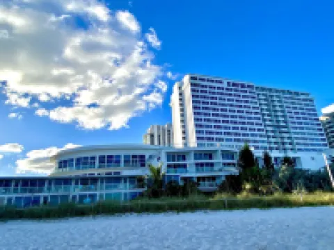 Direct Ocean Front Condo Miami Beach