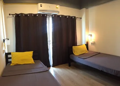 Best Bed Suvarnabhumi Hostel Hôtels à : 