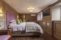Ffolkes Arms Hotel Hotels in Dersingham