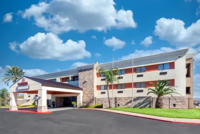 Ramada by Wyndham Houston Intercontinental Airport South