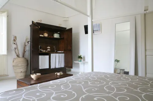 Le Tre VIE Apartment & Room