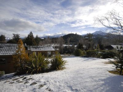 The Chalets Motel