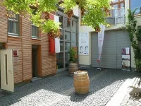 Gästehaus & Weingut Peth Hotels in Kirchheimbolanden