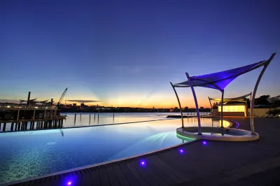 Hotel English Point Marina & Spa Hotels near Digo Road Shopping Mall (Baroda)
