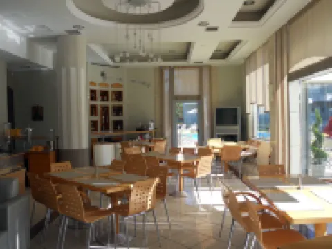 Alexander Inn Hotels in Volvi