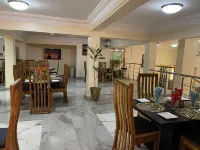 Western Sun International Hotel & Events Centre فنادق في Owode Ede