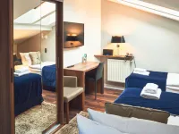 Nobilton Hotel Hoteles cerca de Galería Artemis