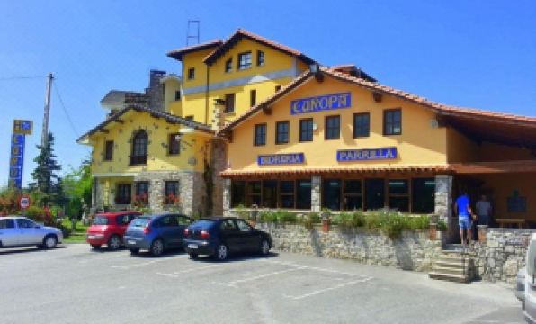 Hostal Europa