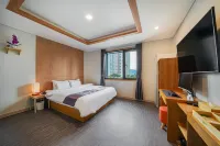 Changwon Masan Amor Hotel