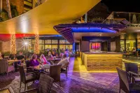 Calheta Beach - All-Inclusive - Savoy Signature - Quầy bar
