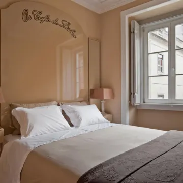 Lisbon Colours Bairro Alto Apartments