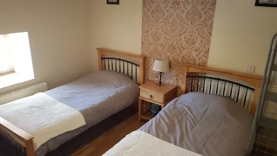 Apartment 3 Bedroom Banagher Town Centre Hotels in 