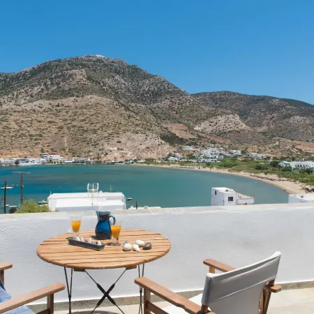 Sifnos House - Rooms and Spa