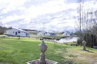 La Riviera Guesthouse