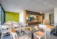 B&B Hotel Nîmes Ville Active, Parking sécurisé Gratuit