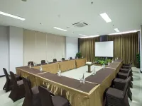ROOMS INC d'botanica Bandung Hotels in Cicendo