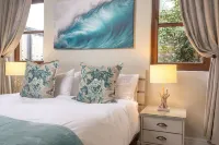 Sixteen Guesthouse on Main