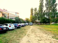 Sağlık Apart Pansiyon - parking
