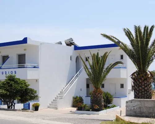 Irene Studios Hotels near Mylotopi