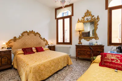 Luxury Venetian Rooms Hotels in Castello